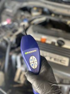 Car aircon leak test Brisbane diagnostic service